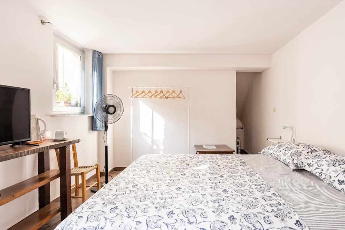 Home Rising Sun - Rooms With Private Bathrooms Catania-Fontanarossai nemzetközi repülőtér Kültér fotó