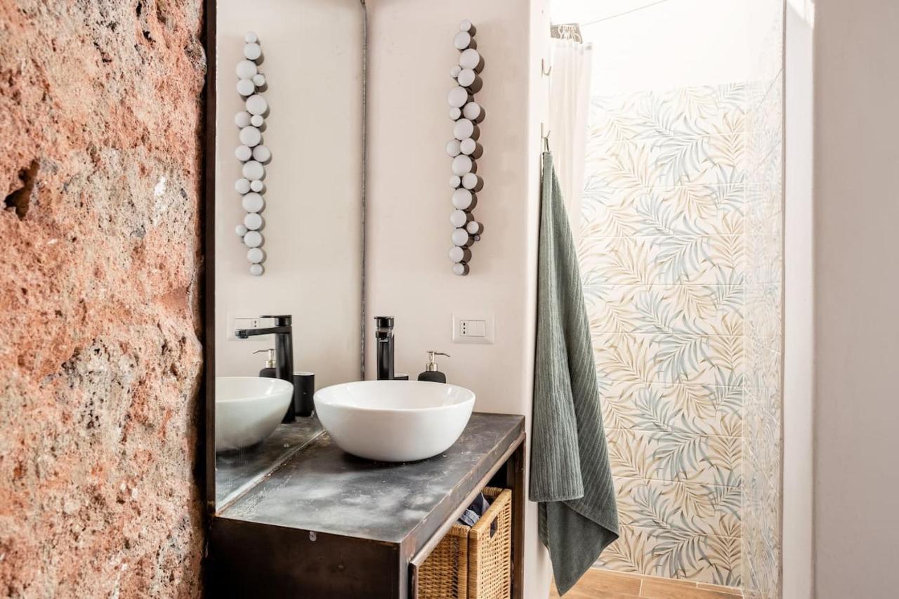Home Rising Sun - Rooms With Private Bathrooms Catania-Fontanarossai nemzetközi repülőtér Kültér fotó