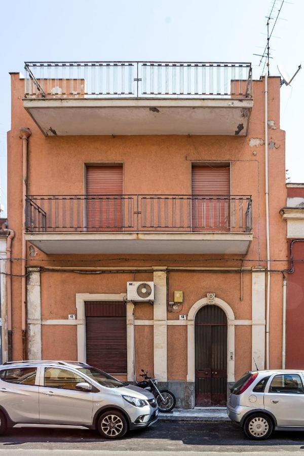 Home Rising Sun - Rooms With Private Bathrooms Catania-Fontanarossai nemzetközi repülőtér Kültér fotó