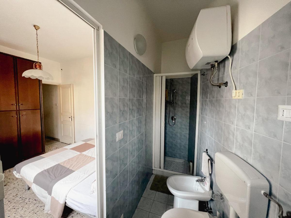 Home Rising Sun - Rooms With Private Bathrooms Catania-Fontanarossai nemzetközi repülőtér Kültér fotó