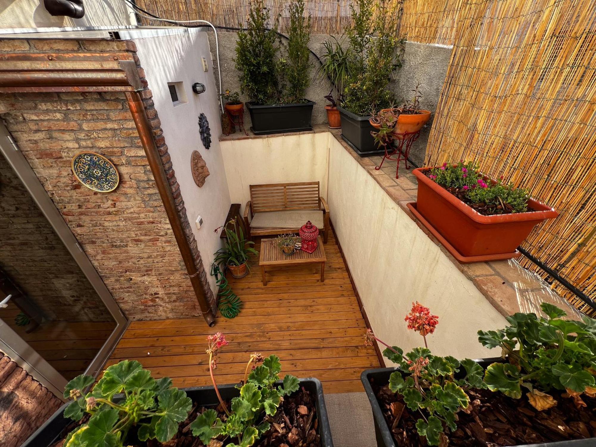 Home Rising Sun - Rooms With Private Bathrooms Catania-Fontanarossai nemzetközi repülőtér Kültér fotó
